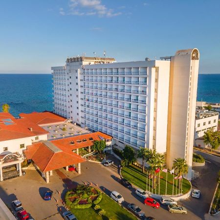 פמגוסטה Salamis Bay Conti Resort Hotel & Casino מראה חיצוני תמונה Aerial view of the hotel