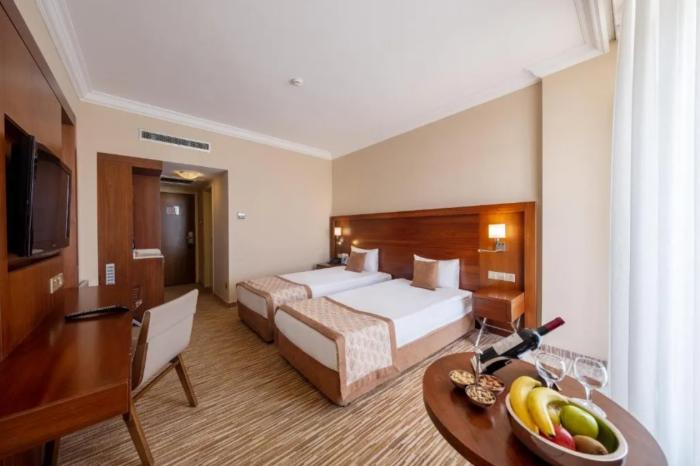 פמגוסטה Salamis Bay Conti Resort Hotel & Casino חדר תמונה A room at the hotel