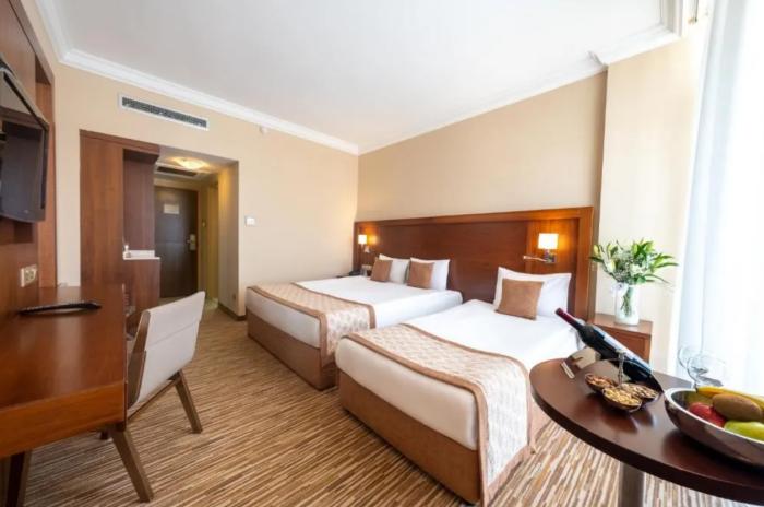 פמגוסטה Salamis Bay Conti Resort Hotel & Casino חדר תמונה A room at the hotel