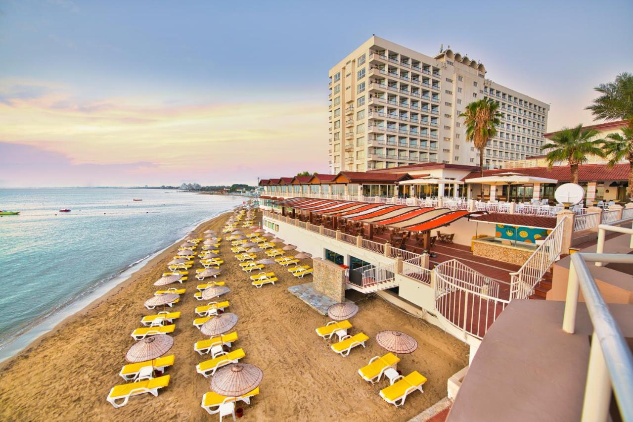 פמגוסטה Salamis Bay Conti Resort Hotel & Casino מראה חיצוני תמונה The hotel's beach