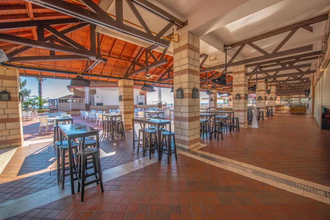 פמגוסטה Salamis Bay Conti Resort Hotel & Casino מראה חיצוני תמונה The interior of the terminal