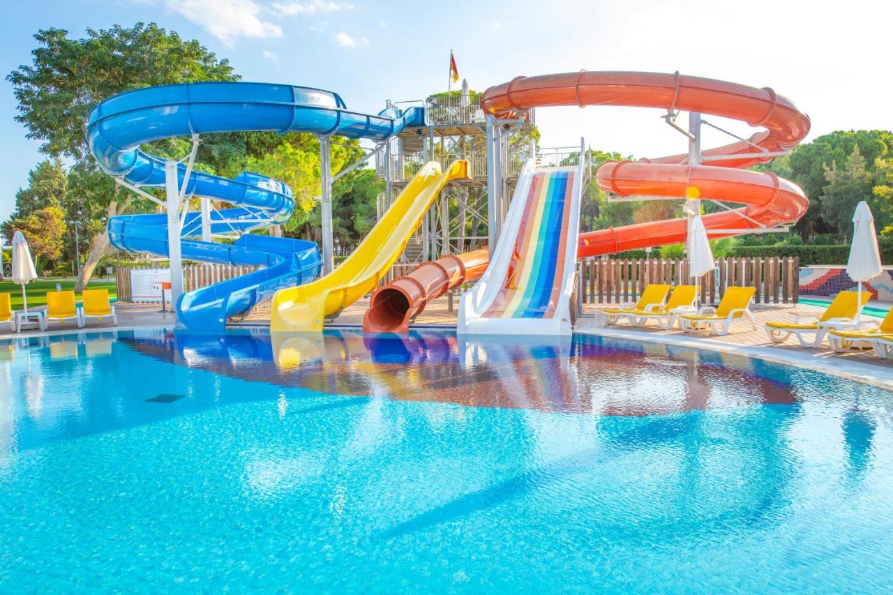 פמגוסטה Salamis Bay Conti Resort Hotel & Casino מראה חיצוני תמונה Water park in Turkey